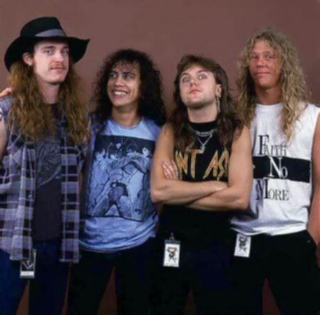 <img:http://i261.photobucket.com/albums/ii45/wolviethecool/metallica-4.jpg?t=1226274005>