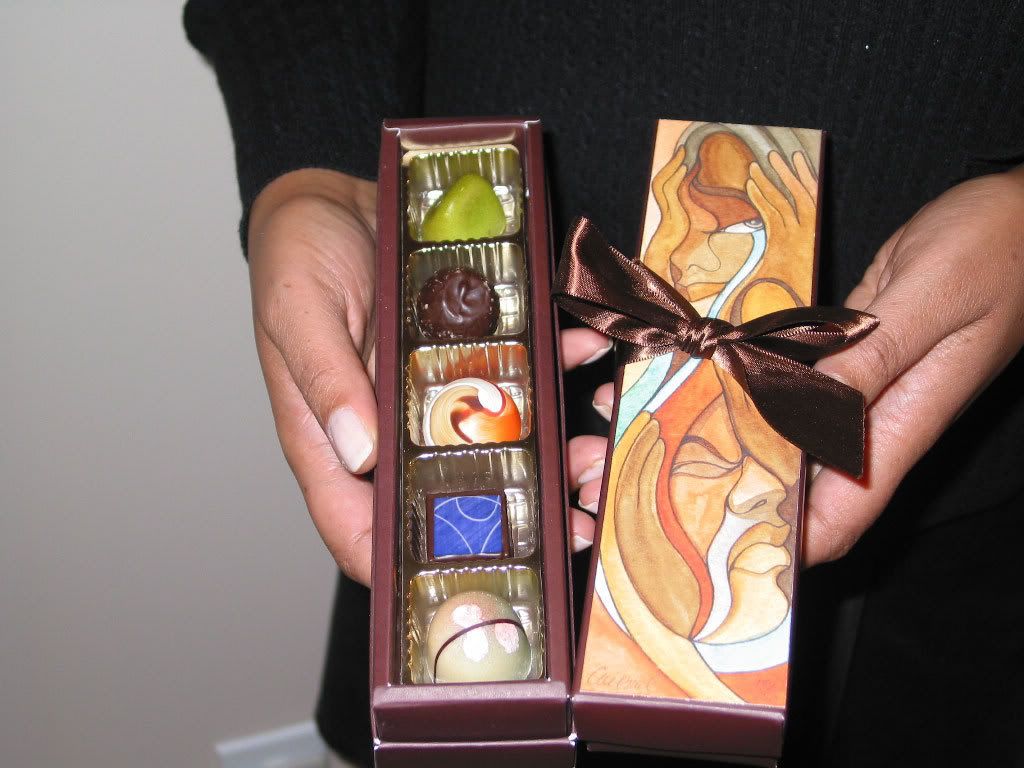 Chocolate-Box-Hand.jpg