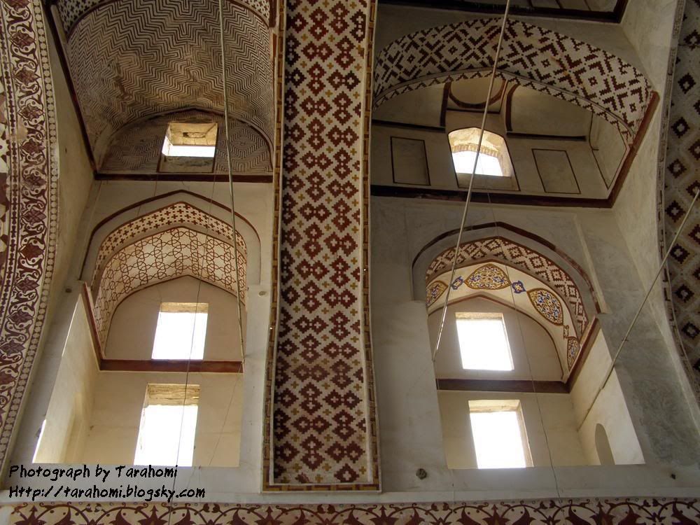 PB240107.jpg Qayen Mosque picture by tarahomi