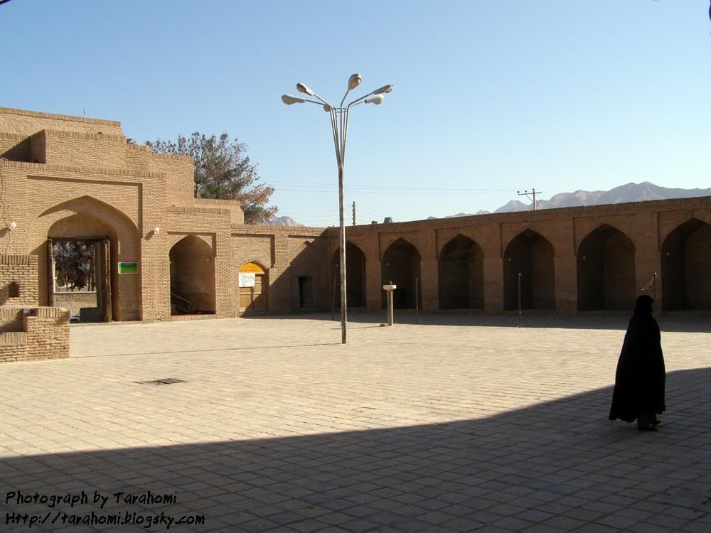 PB240112.jpg Qayen Mosque picture by tarahomi
