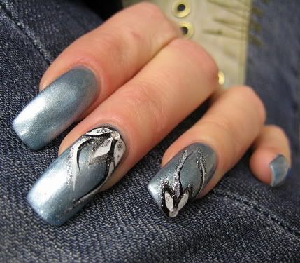 Long Nail Art Silver Modern Girl