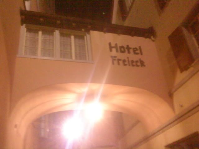 hotel2